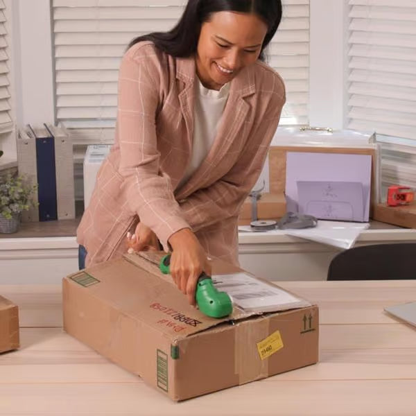 Foarfeca Electrica pentru Cartoane, Textile si Piele, cu LED, Lama Otel si Baterie Reincarcabila 2300mAh