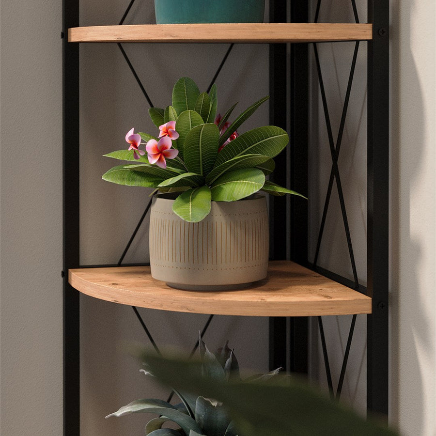 Biblioteca metalica de colt cu 5 rafturi, etajera colt 30 x 170 cm, cadru metalic negru stil industrial, rafturi triunghiulare PAL melaminat 18 mm, optimizeaza spatiul living birou sau dormitor, stil loft Pin natur - detaliu 2