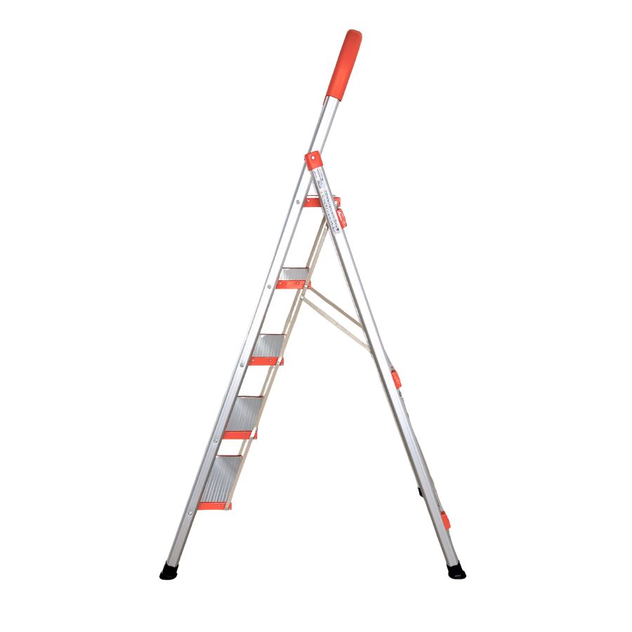 Scara pliabila din aluminiu tip D MESTERINO TOOLS MTJL-301-5T, 5 trepte, 1.67 metri, greutate maxima suportata 150 kg
