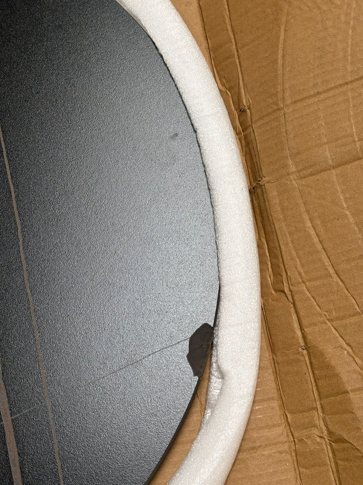 RESIGILAT — Masă rotunda din piatră sinterizată, diametru 60cm, inaltime 75cm Negru · Acceptabil #002