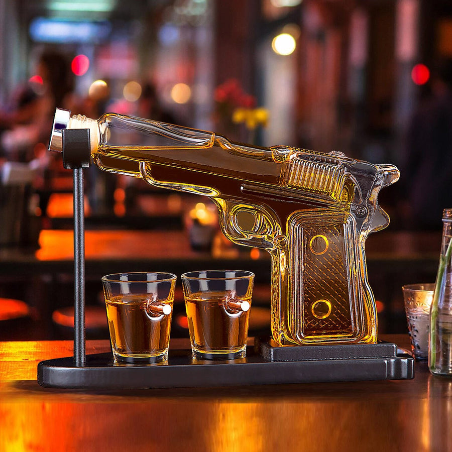 Set Decantor Bauturi  Forma Pistol si Gloante 220ml/50ml Sticla Lemn - detaliu produs