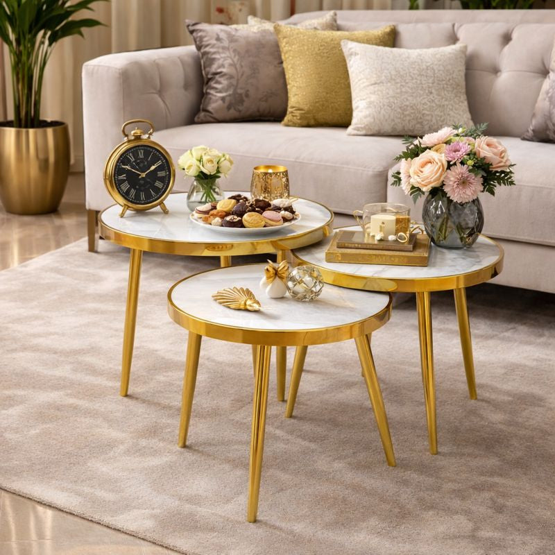 Set 3 masute de cafea tip nesting, cu blat tip marmura ,rotunde, alb si auriu – design premium