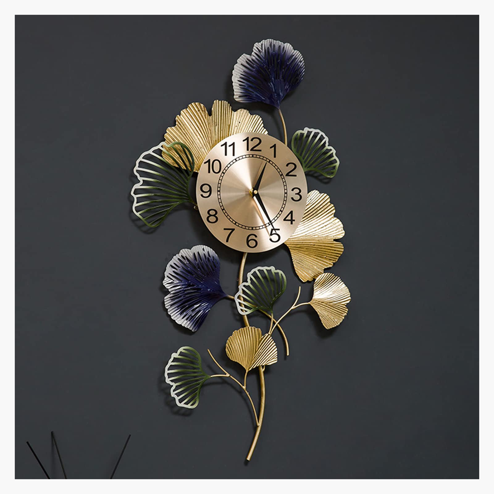 Ceas de perete decorativ 76 x 42 cm – design artistic cu frunze metalice, decor lux pentru living