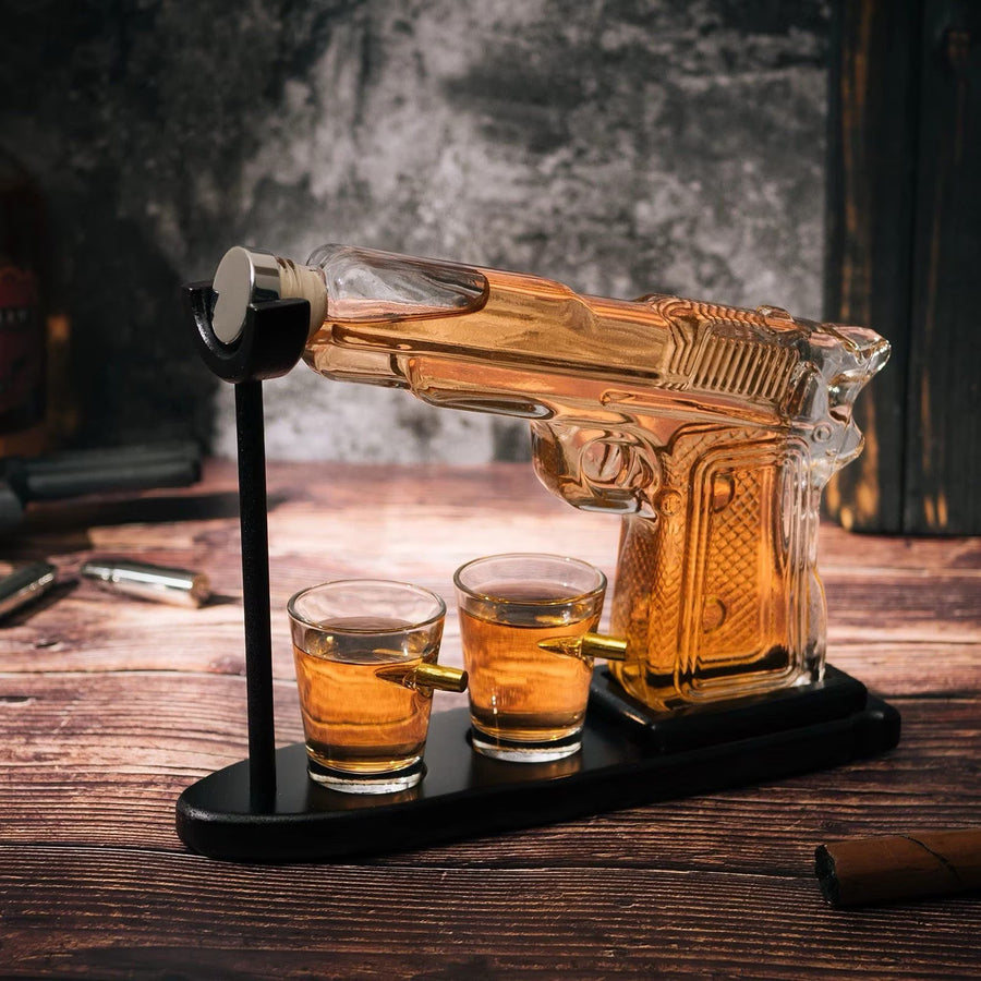 Set Decantor Bauturi  Forma Pistol si Gloante 220ml/50ml Sticla Lemn - detaliu produs