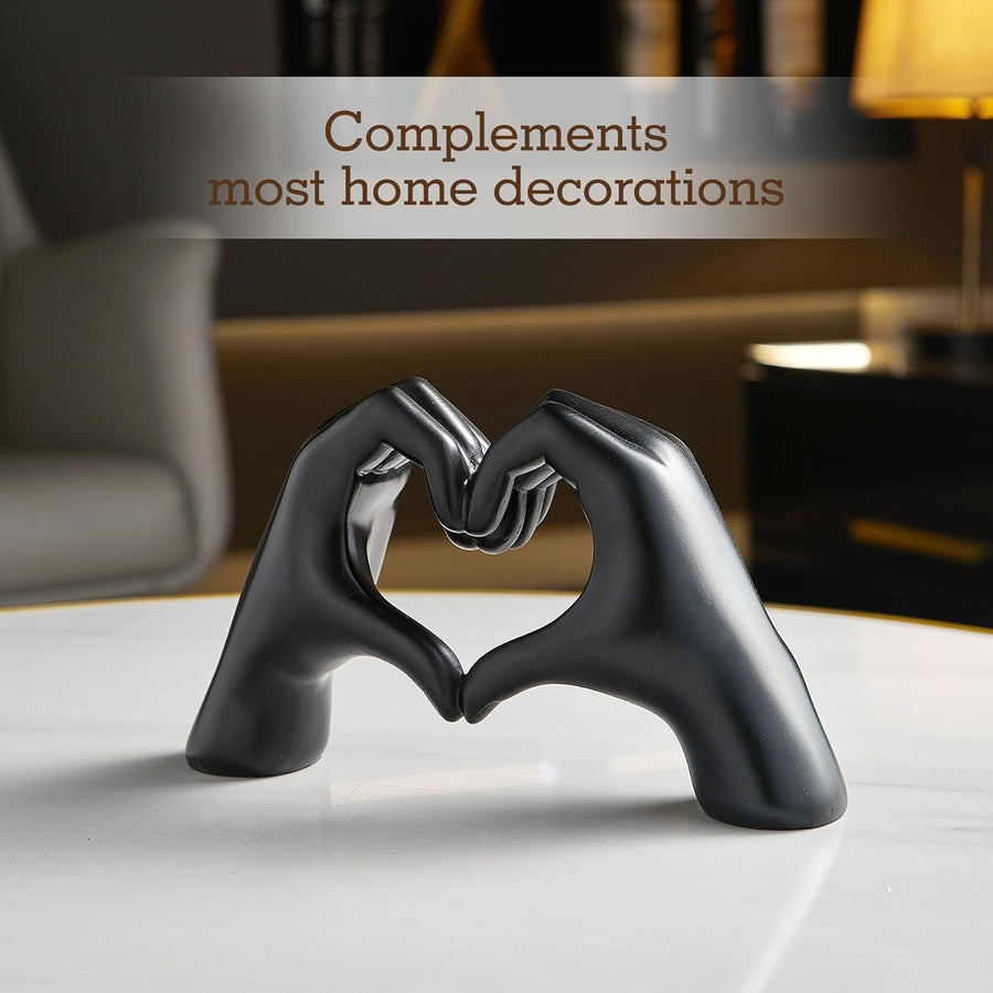 Decoratiune sculpturala maini in forma de inima – rasina – 25 x 8.5 x 15 cm