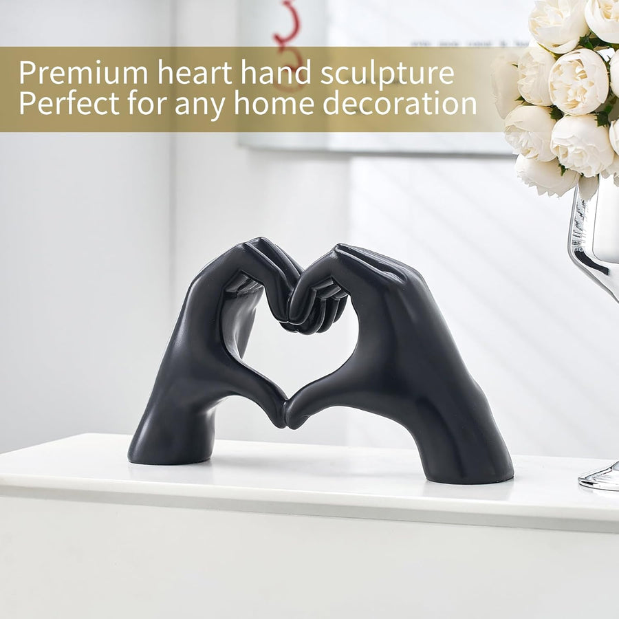 Decoratiune sculpturala maini in forma de inima – rasina – 25 x 8.5 x 15 cm
