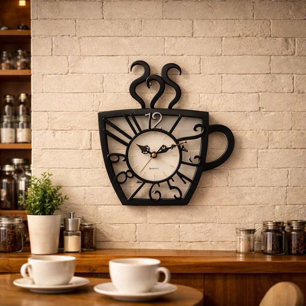Ceas de Perete Decorativ in Forma de Ceasca de Cafea, 30x28 cm, Design 3D cu Cifre si Limbi in Relief