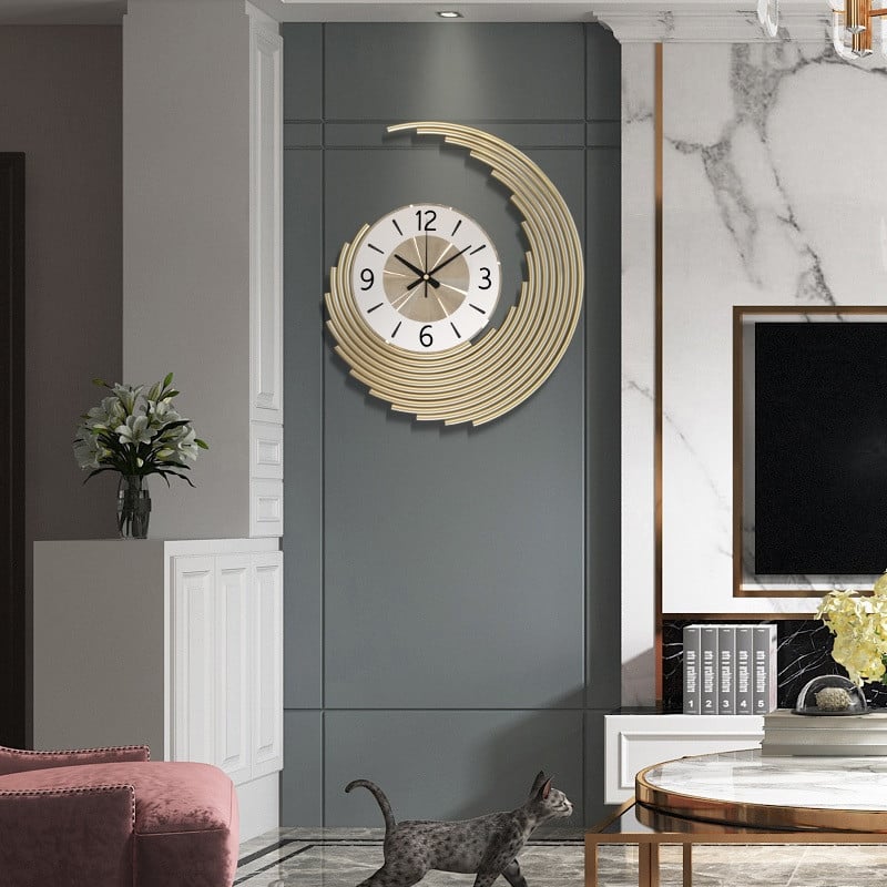Ceas elegant de perete, cu design modern si elemente nautice, mecanism silentios si finisaj metalic elegant