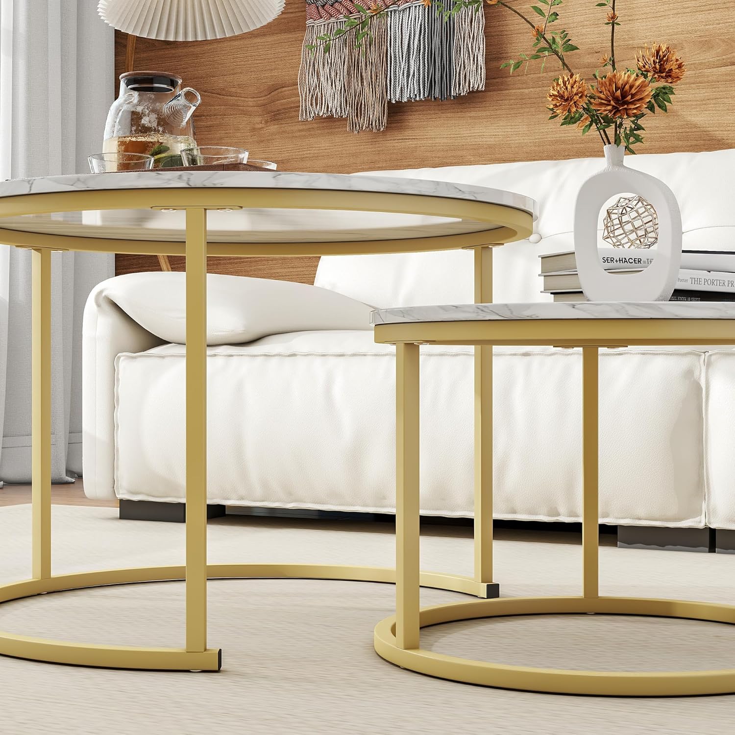 RESIGILAT - Set 2 masute rotunde de cafea cu efect de marmura, blat MDF, cadru metalic auriu, 70x45 cm si 50x38 cm