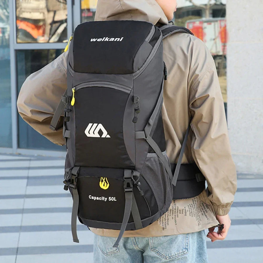 Rucsac drumetie 50L cu suport lombar si compartiment laptop 58x30x22 cm