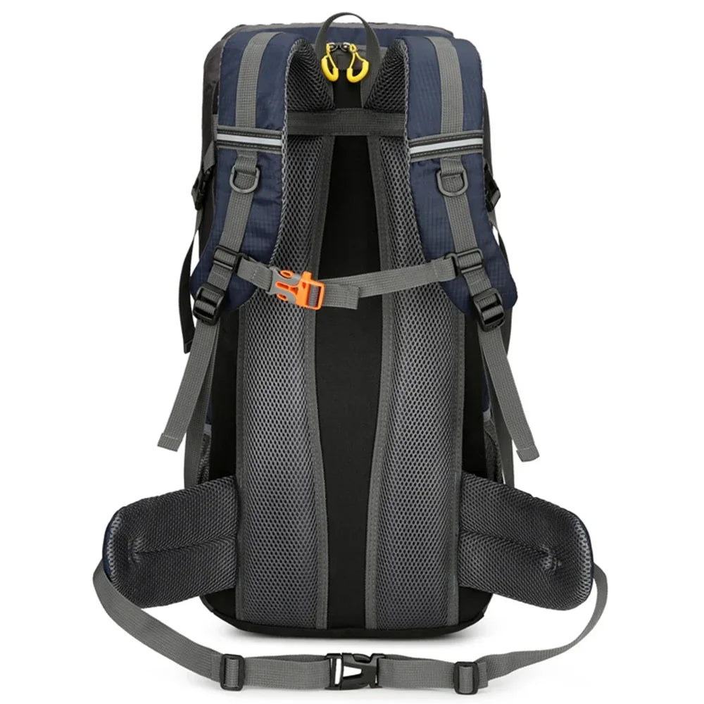 Rucsac drumetie 50L cu husa ploaie si compartiment laptop 58x30x22 cm