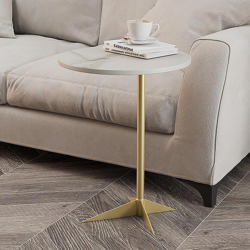 Masuta rotunda moderna cu blat tip marmura si picior metalic stabil 40 x 50 cm