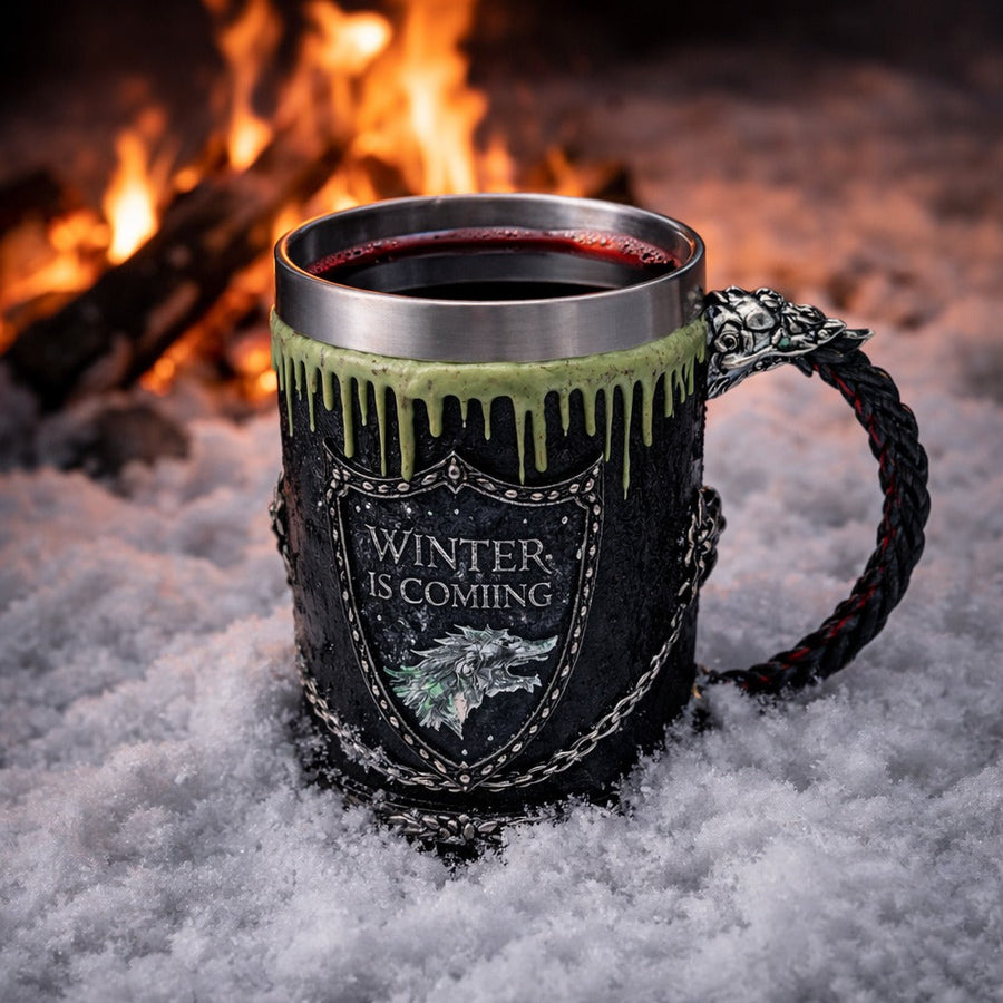 Halba de bere medievala 600 ml  Winter is Coming, maner dragon, efect gheata, interior inox
