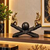Statuetă Decorativă Premium „Echilibru și Reflecție”, din Rășină, cu Două Siluete Aurii – 29 × 21 cm - detaliu produs