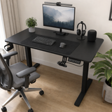 Birou Electric Reglabil pe Inaltime 140x60cm Blat Negru  Panou Control Digital - in context de utilizare