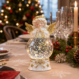 Decorațiune de Crăciun Premium cu Îngeraș, Glob Strălucitor și Iluminare Caldă – 4,9 × 4,9 × 11,5 cm - in context de utilizare