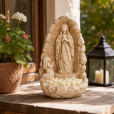 Statuetă Religioasă Fecioara Maria cu Copil în Rugăciune, Rășină Finisată – 19 × 10 cm - in context de utilizare