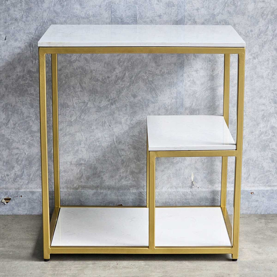 Masuta moderna cu blat tip marmura si cadru metalic  auriu – 3 nivele de depozitare 60 x 40 x 68 cm