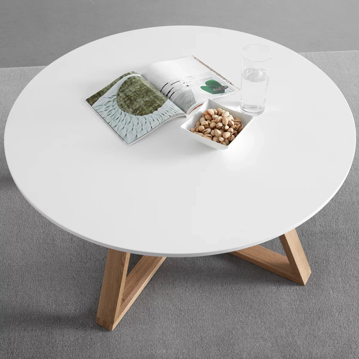 Masuta de cafea alba cu picioare din lemn natural 80x39 cm