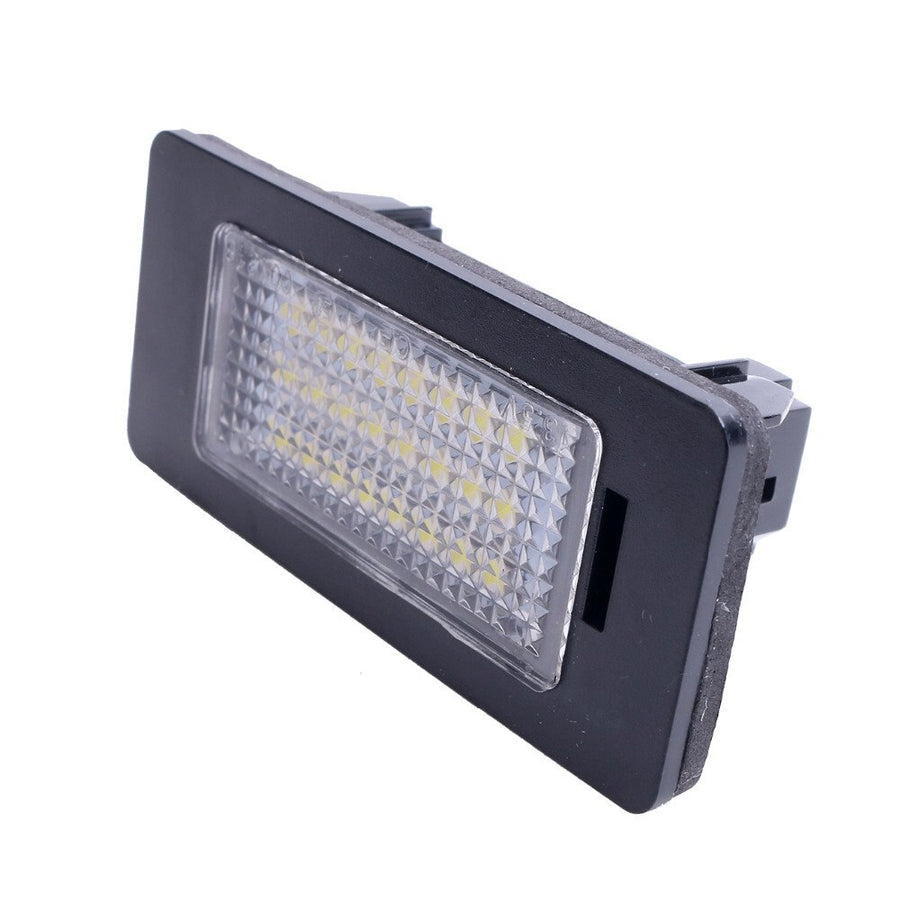 Set 2 Lampi Numar LED Canbus fara eroare BMW E39, E60, E61, E90, E91, E92, E93, E81, E82, X1/ E84, X5/E70, X6/E71